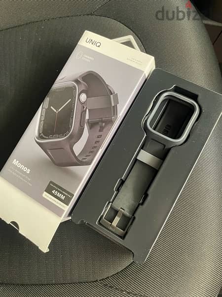 Uniq Monos 2-in-1 Strap with Hybrid Case for Apple Watch 45/44mm 7