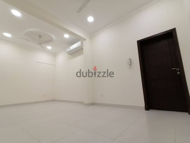 for rent modern 3 bedroom flat in prime location near wahat almuharraq 7
