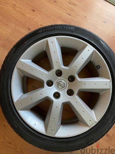 nissan 350z OEM rims and tyres for sale 0