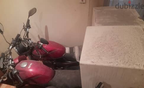 for sale Yamaha with delivery box