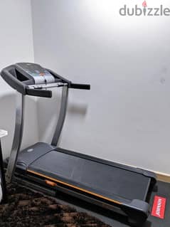 Treadmill Tempo T904