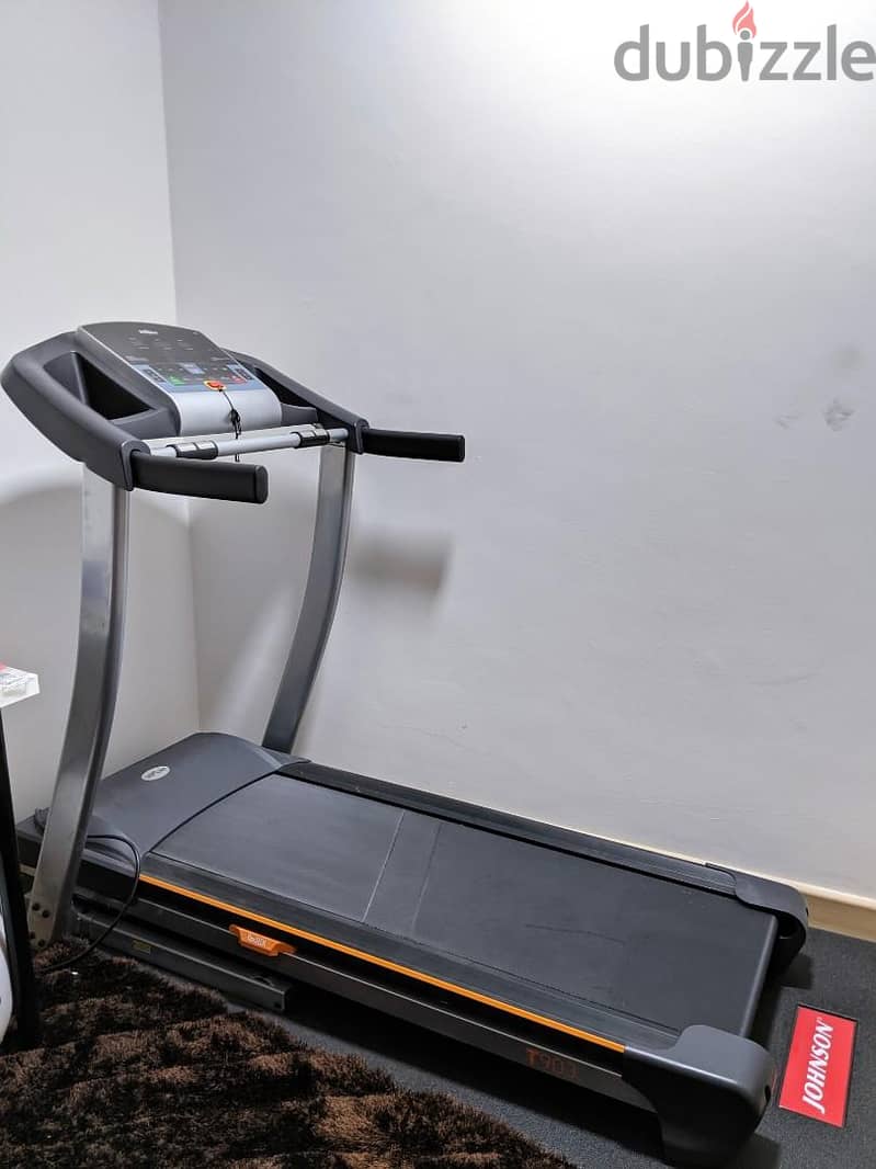 Treadmill Tempo T904 0
