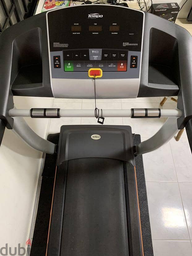 Treadmill Tempo T904 3
