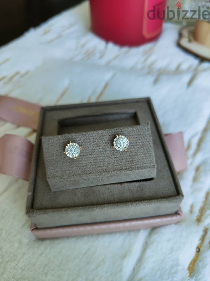 18 k Gold Earrings with Diamonds 1