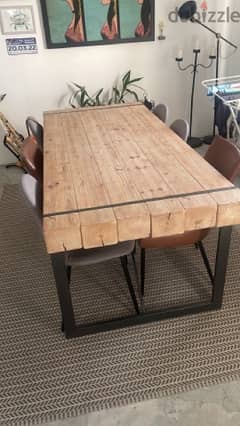 6 seaters dining table and carpet for sale