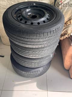 205/60/R16 tyre with rim fore sale good confition