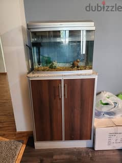 Store cabinet + Fish tank 0