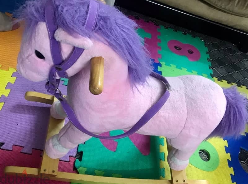 Rocking Horse, good condition, Brand (ANIMAL ALLEYS toys r us)for sale 2