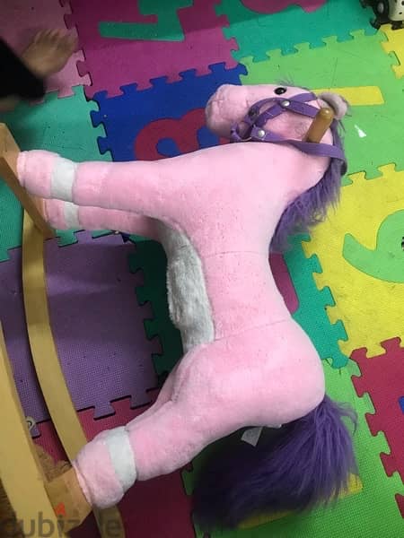 Rocking Horse, good condition, Brand (ANIMAL ALLEYS toys r us)for sale 4