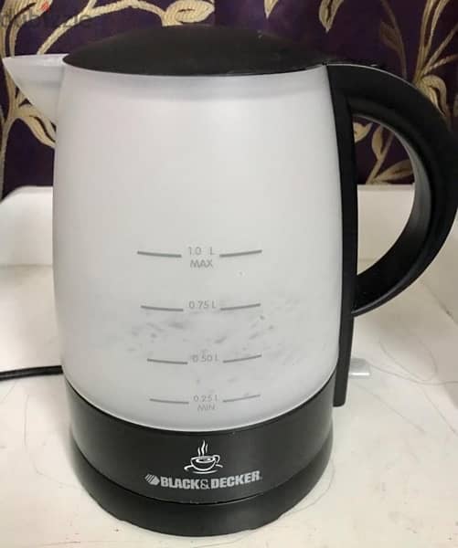 Hand mixer clickon good condition, rarely used+black & decker kettle 4