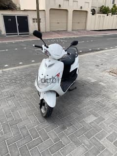 scooter suzuki 2014