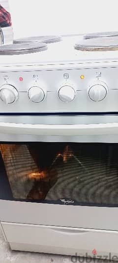 Electric oven cooking range