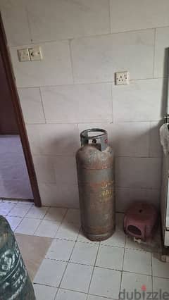 Nader gas cylinder and general Ac for sale