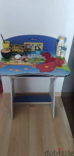 kids study table with chair