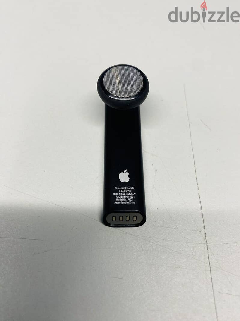 Apple Collectible A1221 First Ever iPhone Bluetooth Headset 4