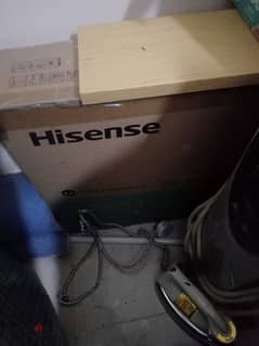 broken hisense  smart tv 32 inch