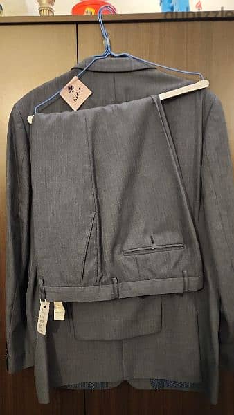 Men's suit, size 42 to 44cm, XL 8