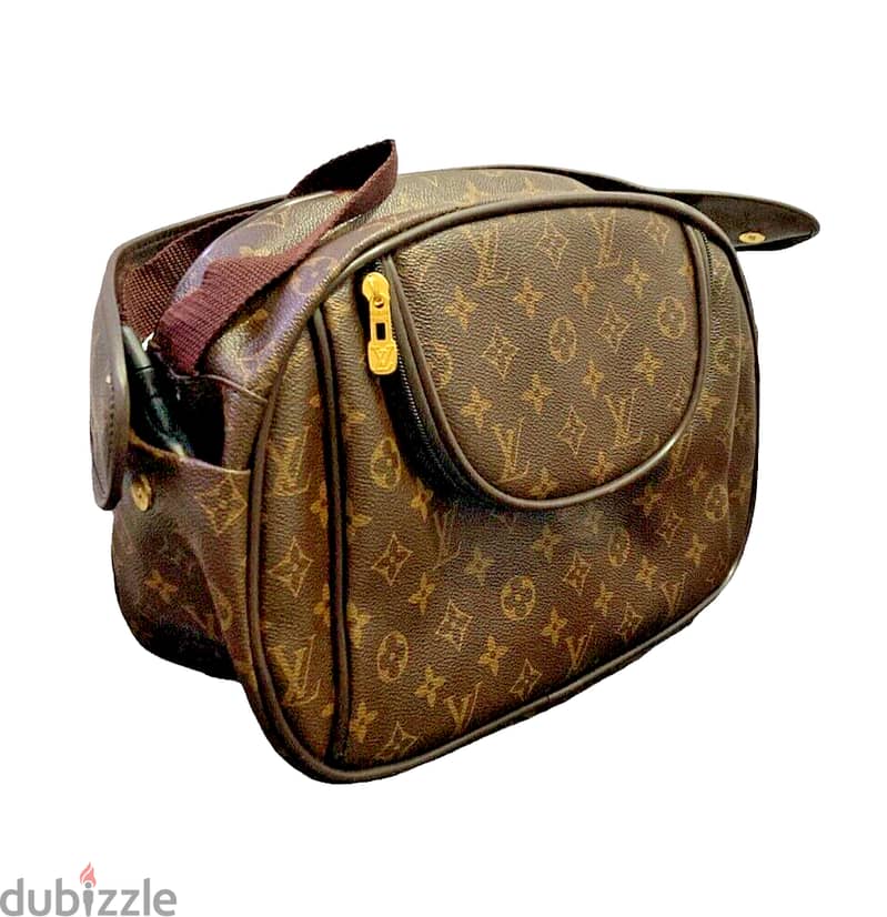 Louis Vuitton Set for sale at a negotiable price 6
