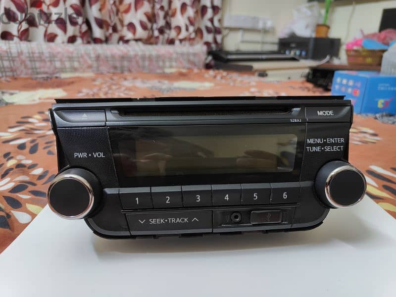 Car Stereo with frame Yaris 2017 6