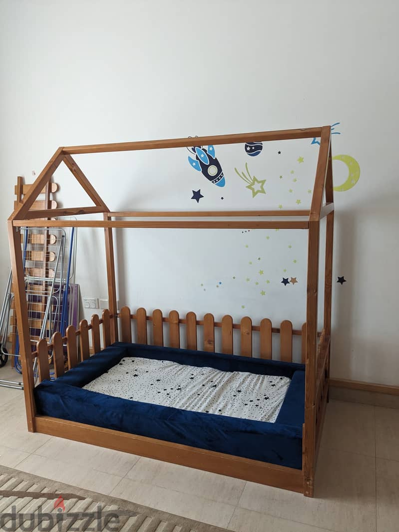 Montessori bed for children 1