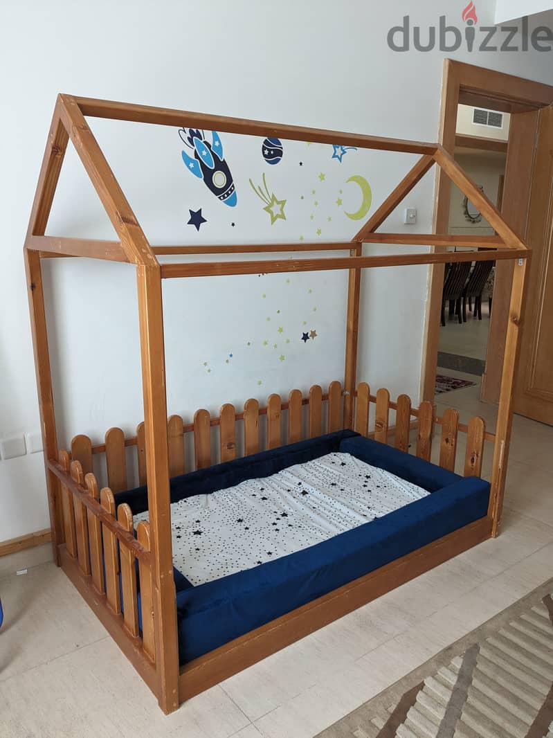 Montessori bed for children 2