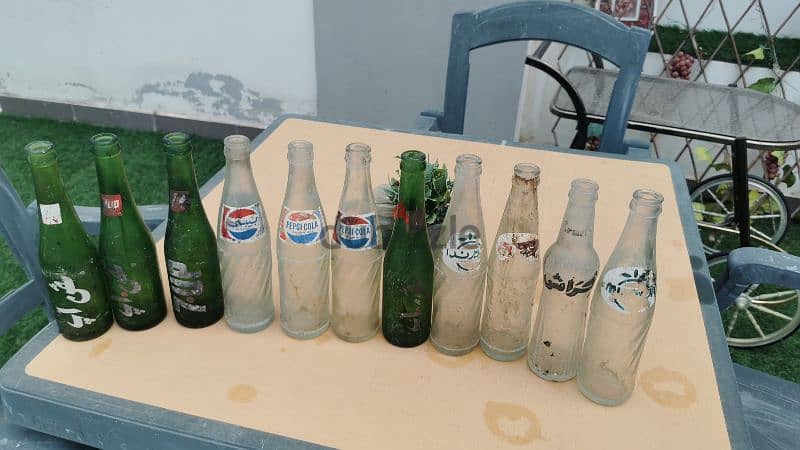 old soft drinks bottles 1