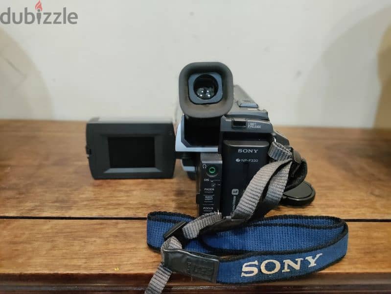 SONY DIGITAL HANDYCAM VISION DCR-TRV130E PAL (IN MINT CONDITION) 8