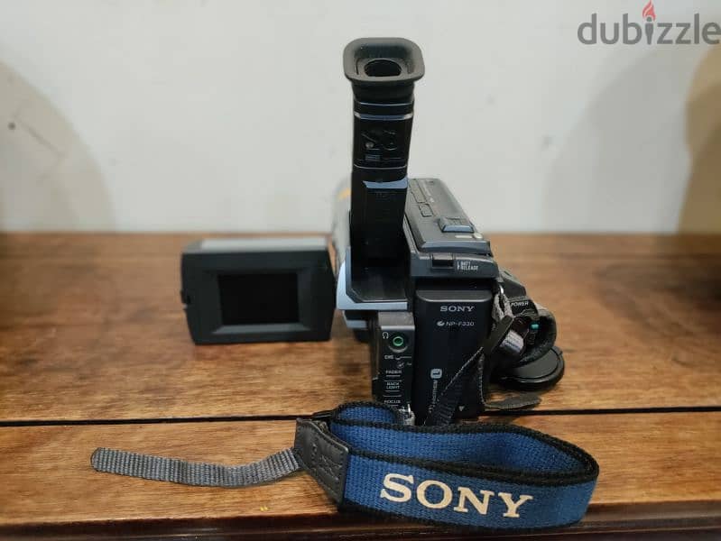 SONY DIGITAL HANDYCAM VISION DCR-TRV130E PAL (IN MINT CONDITION) 11