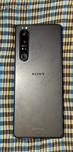 Sony, Xperia  1’|||