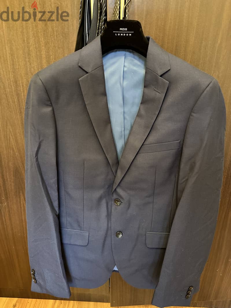 Moss Bros 3-Piece Suit - Worn Twice 0