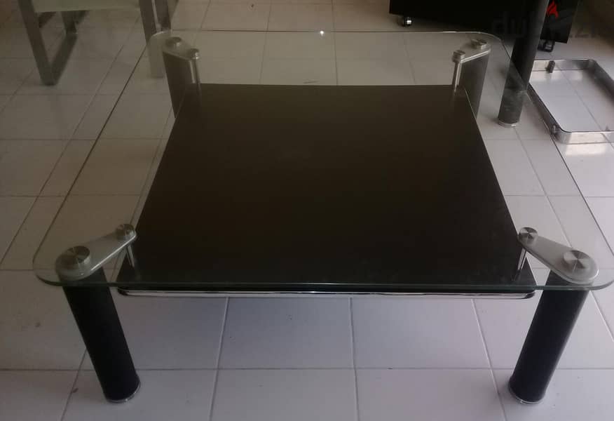 Good Condition Furniture Set of 5 pieces for sale At BD95 1