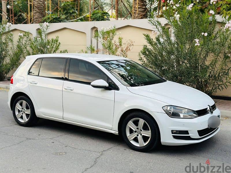 Volkswagen GOLF TSi
Year-2014.1 Year Passing & insurance till Jan 2025 2