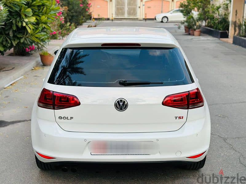Volkswagen GOLF TSi
Year-2014.1 Year Passing & insurance till Jan 2025 4