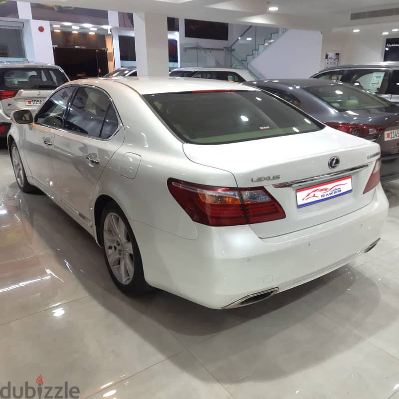 Lexus LS600 (Hybrid) Large - 2010 for sale in Excellent Condition 3