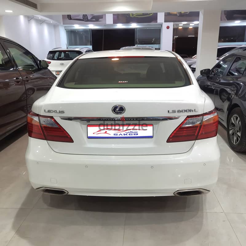 Lexus LS600 (Hybrid) Large - 2010 for sale in Excellent Condition 4