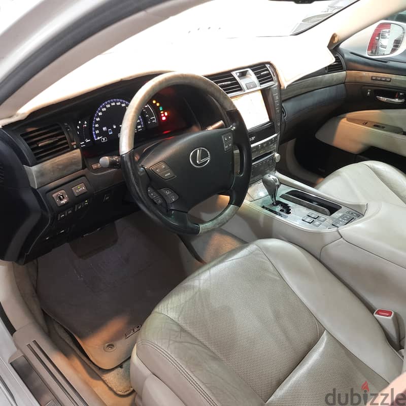 Lexus LS600 (Hybrid) Large - 2010 for sale in Excellent Condition 6