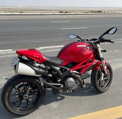 Ducati Monster 796 0