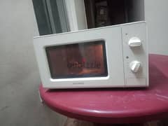 DAEWOO  20 LTR MICROWAVE OVEN