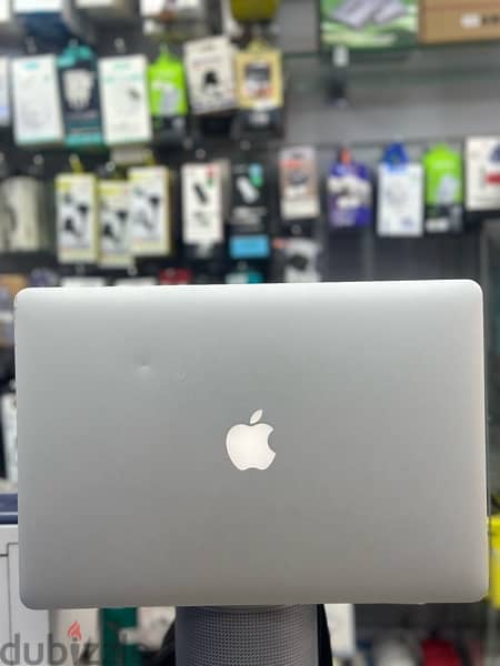 apple macbook pro 2015 model 4