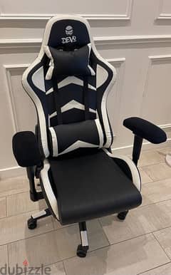 Devo Gaming Chair