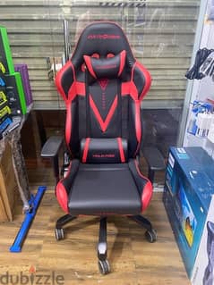 Dxracer Valkyrie Gaming chair 3 months used