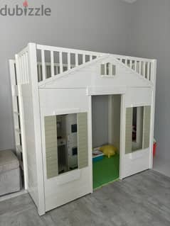 Childrens Playhouse Bed. 0