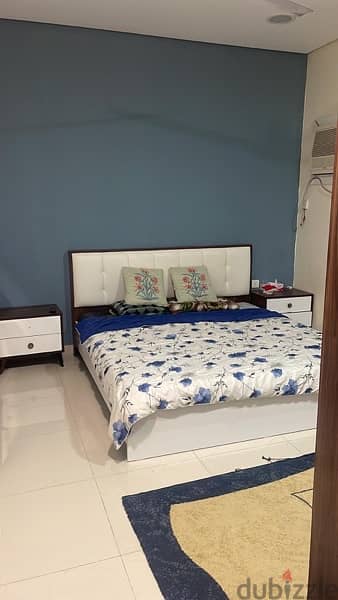 modern bedroom full set very clean with mattress 1