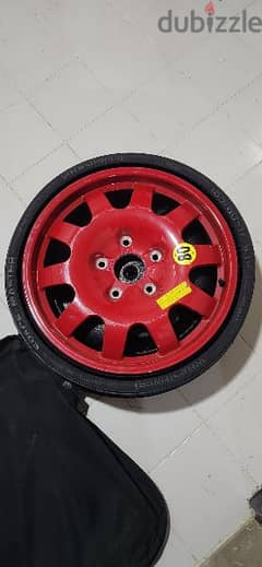 Porsche spare tyre with jack