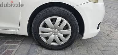 Wanted Wheel cap for Toyota yaris 2011 model.