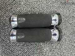 grips on stock H-D hand controls 0