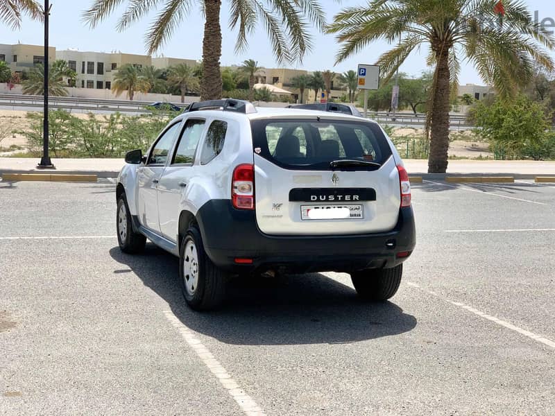 Renault Duster 2017 (Silver) 6