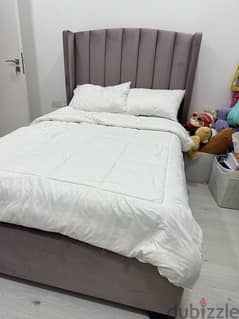 One and a half person bed with mattress