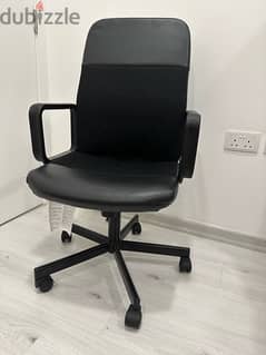 Large office chair 0