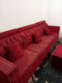 Sofa for sale attached 4 set & 1 set single,  are in Hoora
